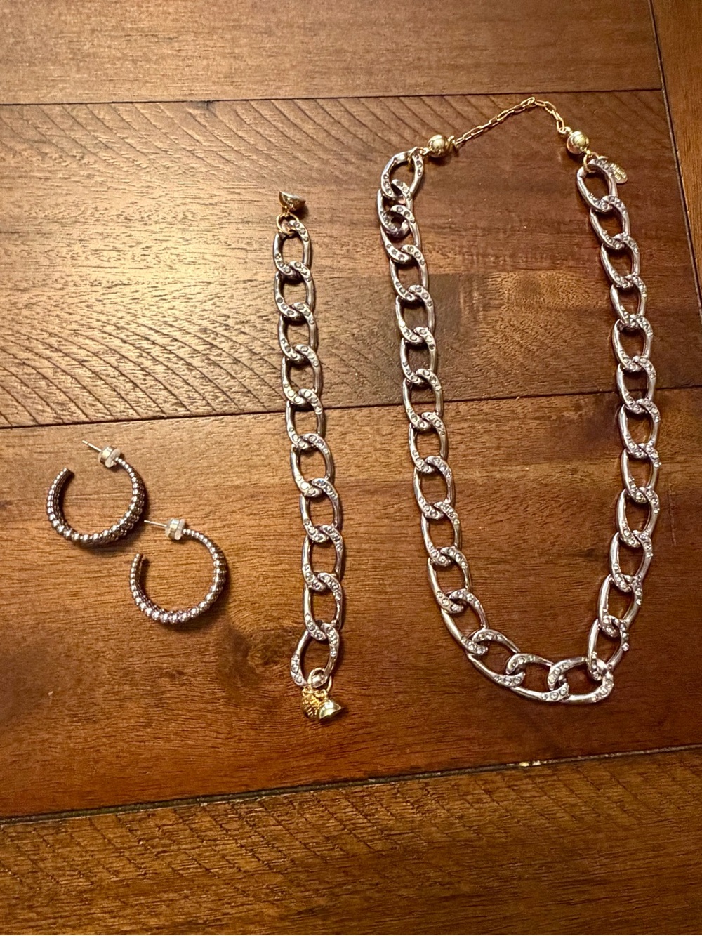 Necklace, Bracelet and Earrings in Liquid Metallic Platinum